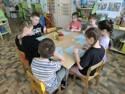 Знакомимся с дорожными знаками