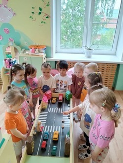 друг наш- светофор