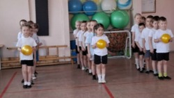 Спортивные соревнования к Дню космонавтики в старших группах!