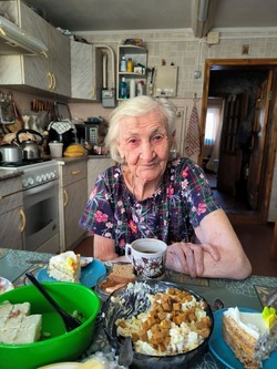 Нечужие бабушки и дедушки"